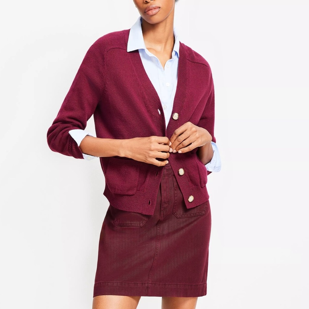 NWT Loft V-Neck Pocket Cardigan in Smoked Garnet Size XL